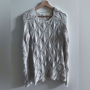 Crochet white long sleeve sweater tunic